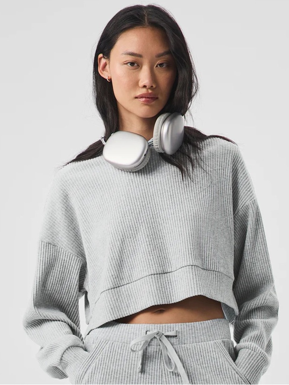 ALO Yoga Cropped Ribbed Muse Hoodie in Grey